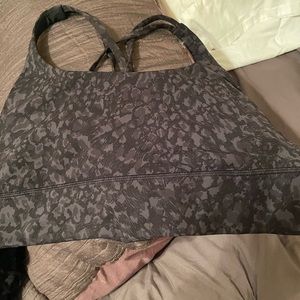 Lululemon sports bra
